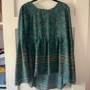 Long sleeve floral top